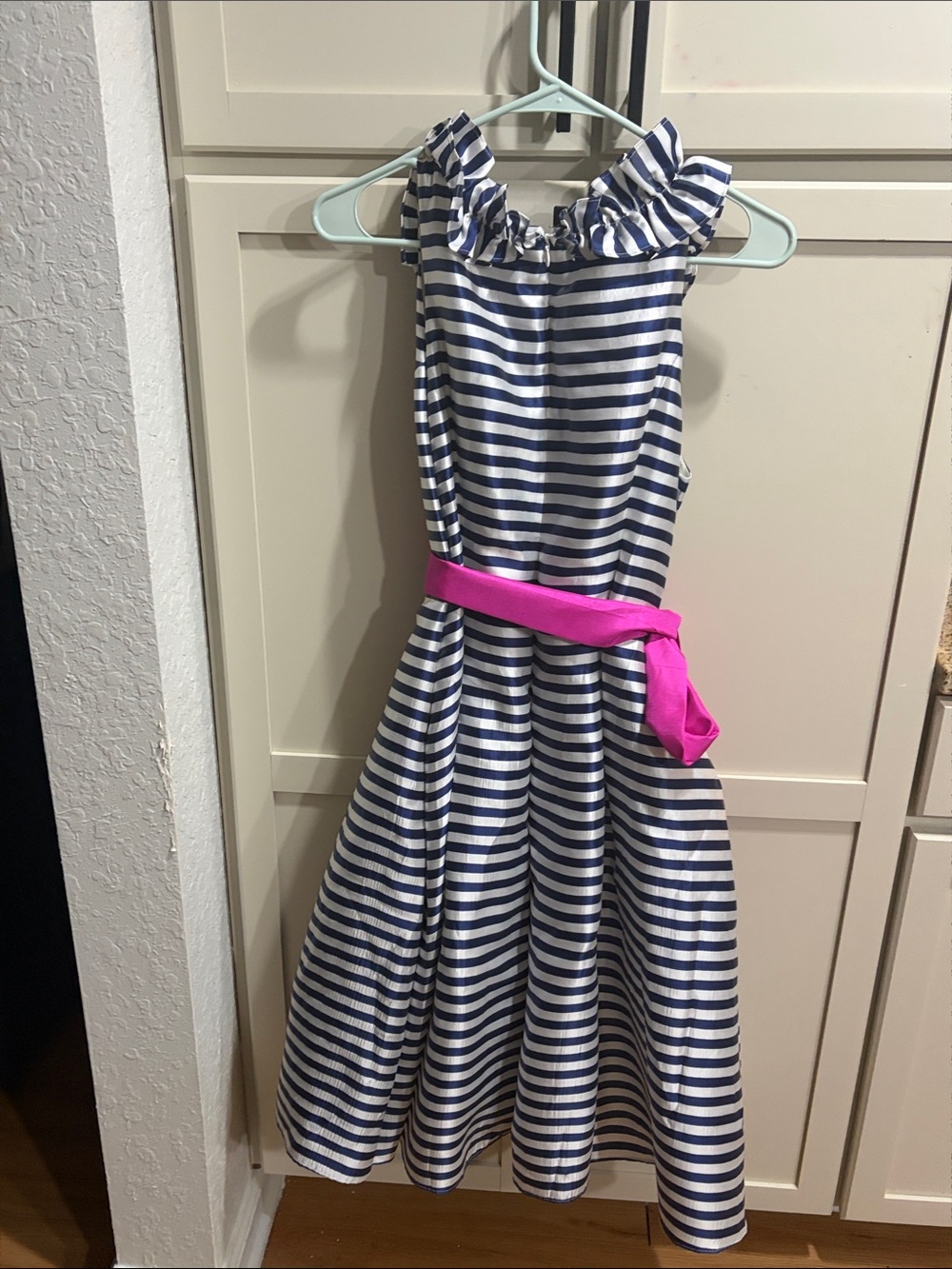NEW Eliza J Striped Ruffle Fit & Flare Midi Dress Women's Blue White Size 10 - Picture 2 of 2